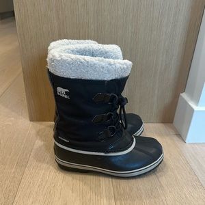 Sorel Boys Yoot PAC Nylon Snow boots - SZ 4